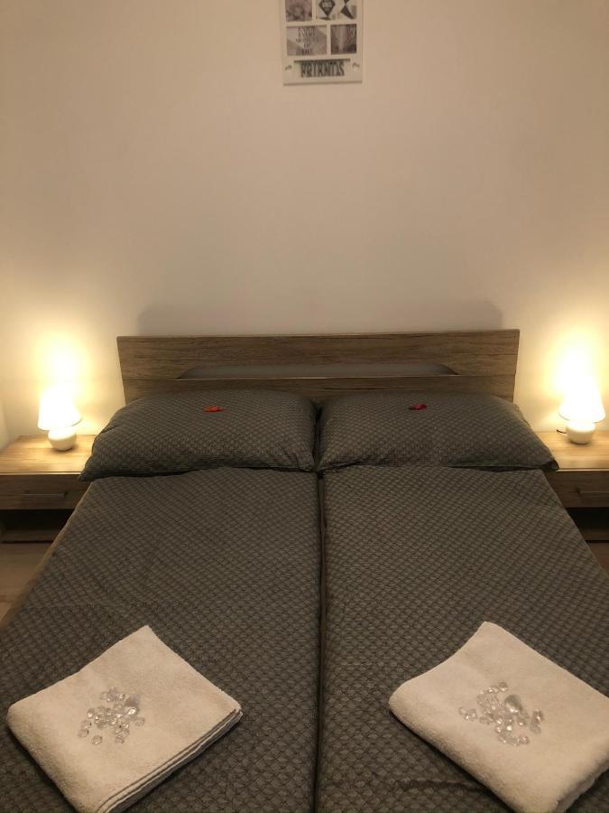 Diamond Apartman Debrecen Extérieur photo