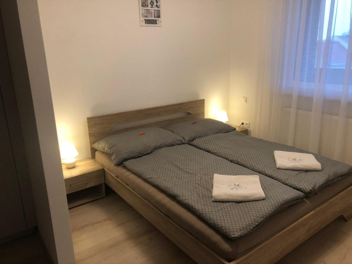 Diamond Apartman Debrecen Extérieur photo