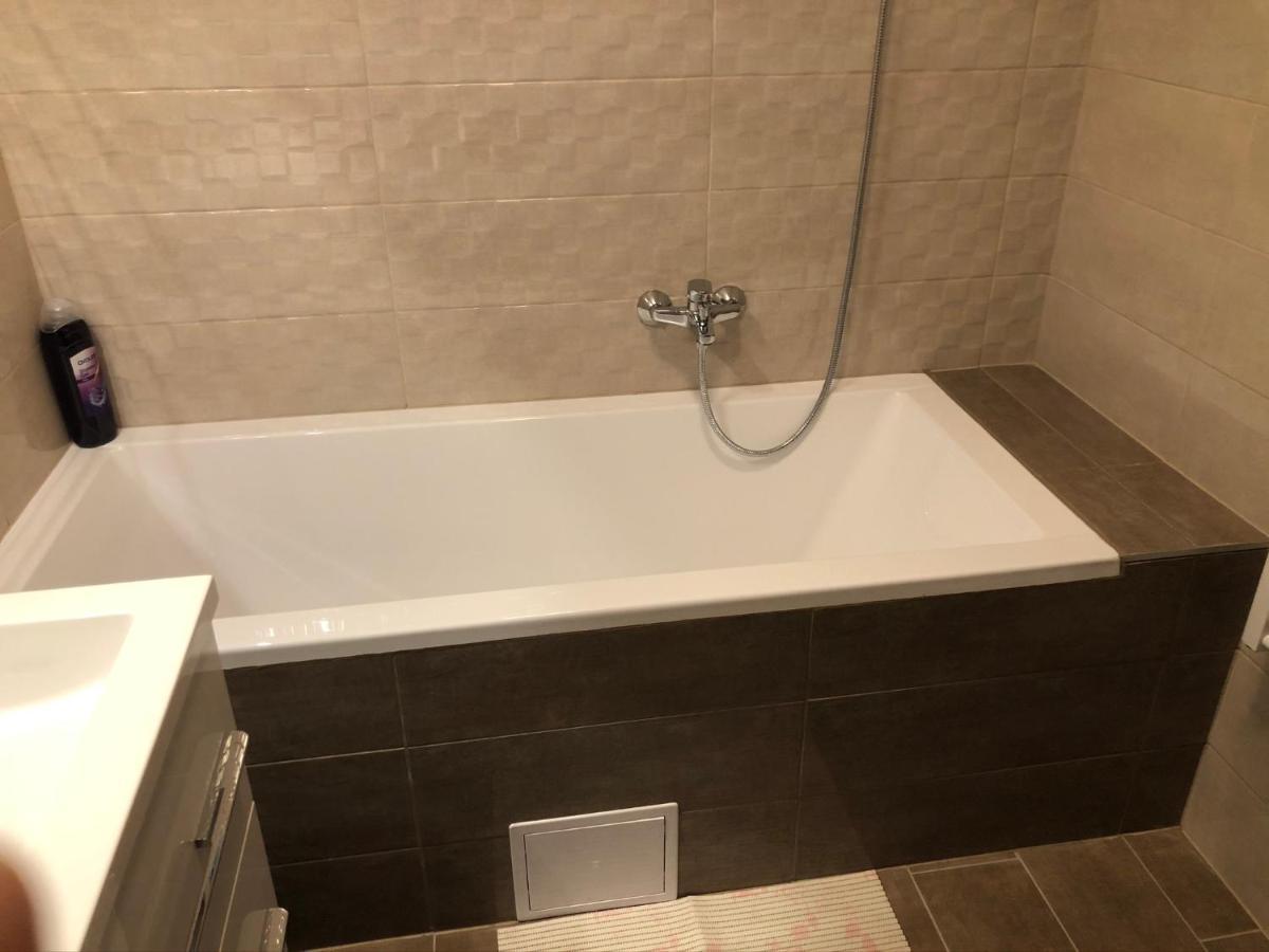 Diamond Apartman Debrecen Extérieur photo
